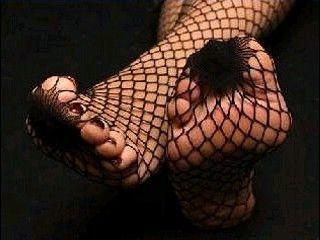 Dirty Feet - Dirty Feet in Action!