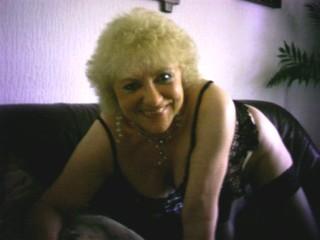 geilereifeLady57 - Sex Cam