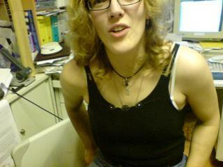 Cendyxx - Reiten, schwimmen, lesen, chatten und mich zeigen. - Lerne sehr gerne Menschen kennen, chatte sehr gerne und bin auch zum Flirten bereit.
Schaue auch mal gerne zu, Cam 2 Cam macht richtig Spass. - Alter: 36 / Sch�tze - Gr&ouml;&szlig;e: 170 / schlank - Geschlecht: weiblich - Ausrichtung: heterosexuell - Haare: blond / mittellang - Piercing: keins - BH-Gr&ouml;&szlig;e: B - Hautfarbe: weiss - Augen: blau - Rasur: teilrasiert