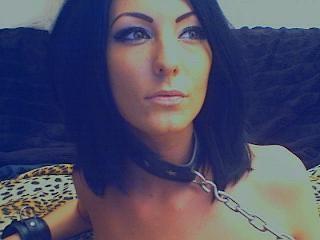 ScharfeCarmen - Anal-Sex, Fesselspiele, Lack und Leder, Oralsex, Parkplatz-Sex, Rollenspiele, Schlucken, Sexspielzeug, Voyeurismus, Live-Dates sind meine sexuellen Vorlieben!