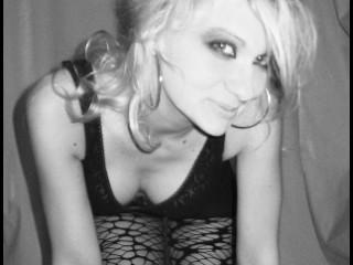 PinupMonroe: Ich will deinen Koerper! 1425880 320x240 PinupMonroe: Ich will deinen Koerper!