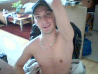 1498965 320x240 Bi Guy ich liebe mein kleinen Arsch