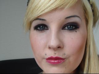 Carmen Deluxe Vorschau